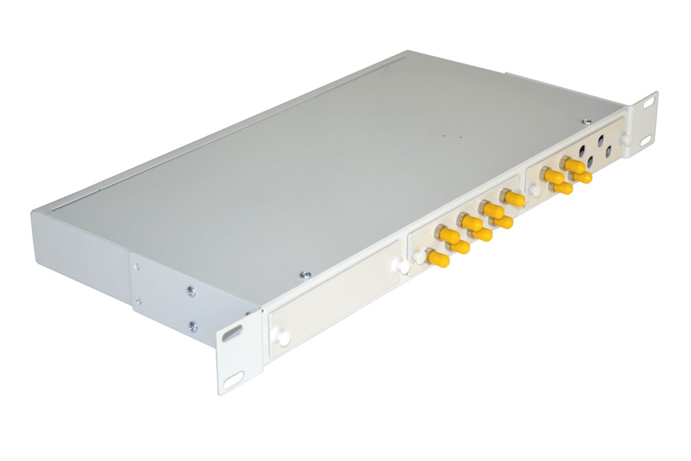 Кросс 19", предсобранный 1U, 12 портов ST/UPC, 9/125 мкм, (сплайс, пигтейлы, кдзс, планки, адаптеры) от компании "Nevatel"