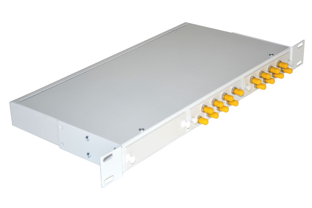 Кросс 19", предсобранный 1U, 16 портов ST/UPC, 62,5/125 мкм, (сплайс, пигтейлы, кдзс, планки, адаптеры) от компании "Nevatel"