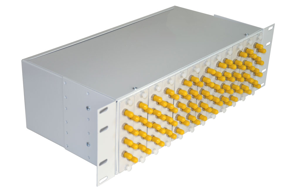 Кросс 19", предсобранный 3U, 96 портов ST/UPC, 50/125 мкм, (розетки, сплайс 3шт, КДЗС, пигтейлы) от компании "Nevatel"